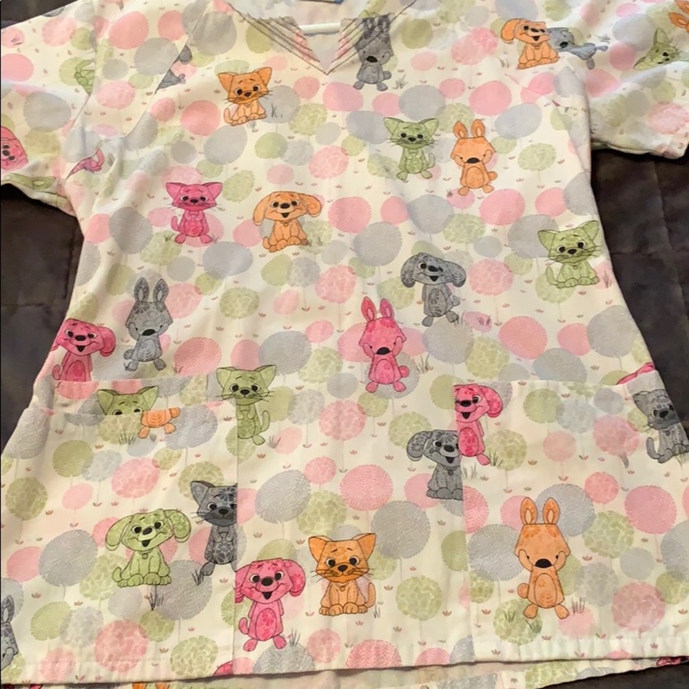 Scrub top